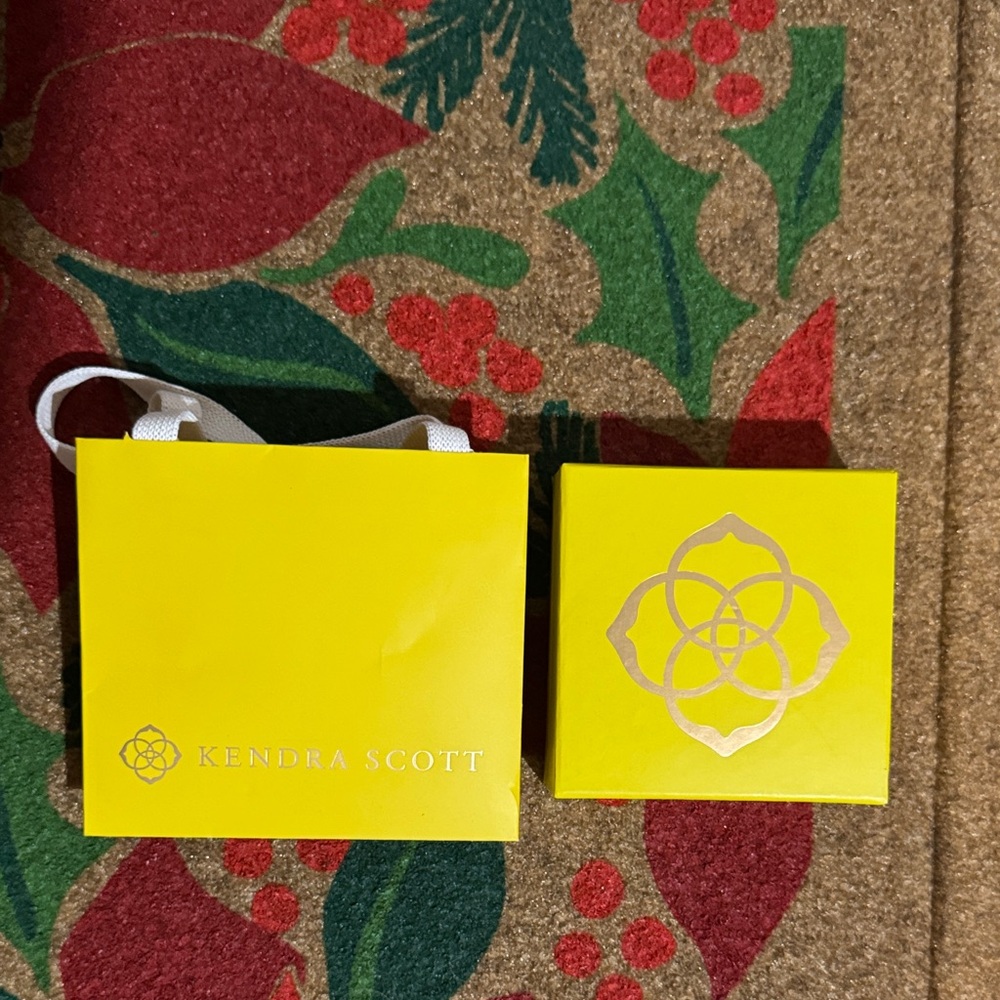 Kendra Scott Vibrant Yellow Set